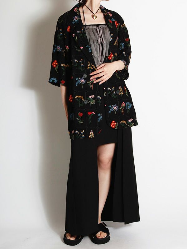刺繍フラワーフレアcoat コート　ブラック flower｜フラワー【公式】のアウター・ジャケット・コート通販