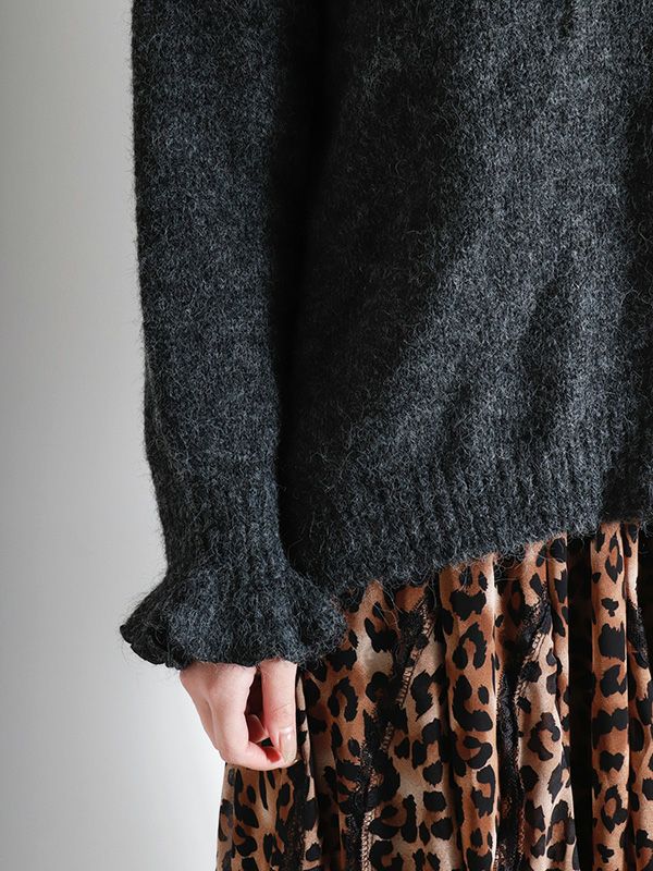 フリルニットトップス | COQULE Online Shop